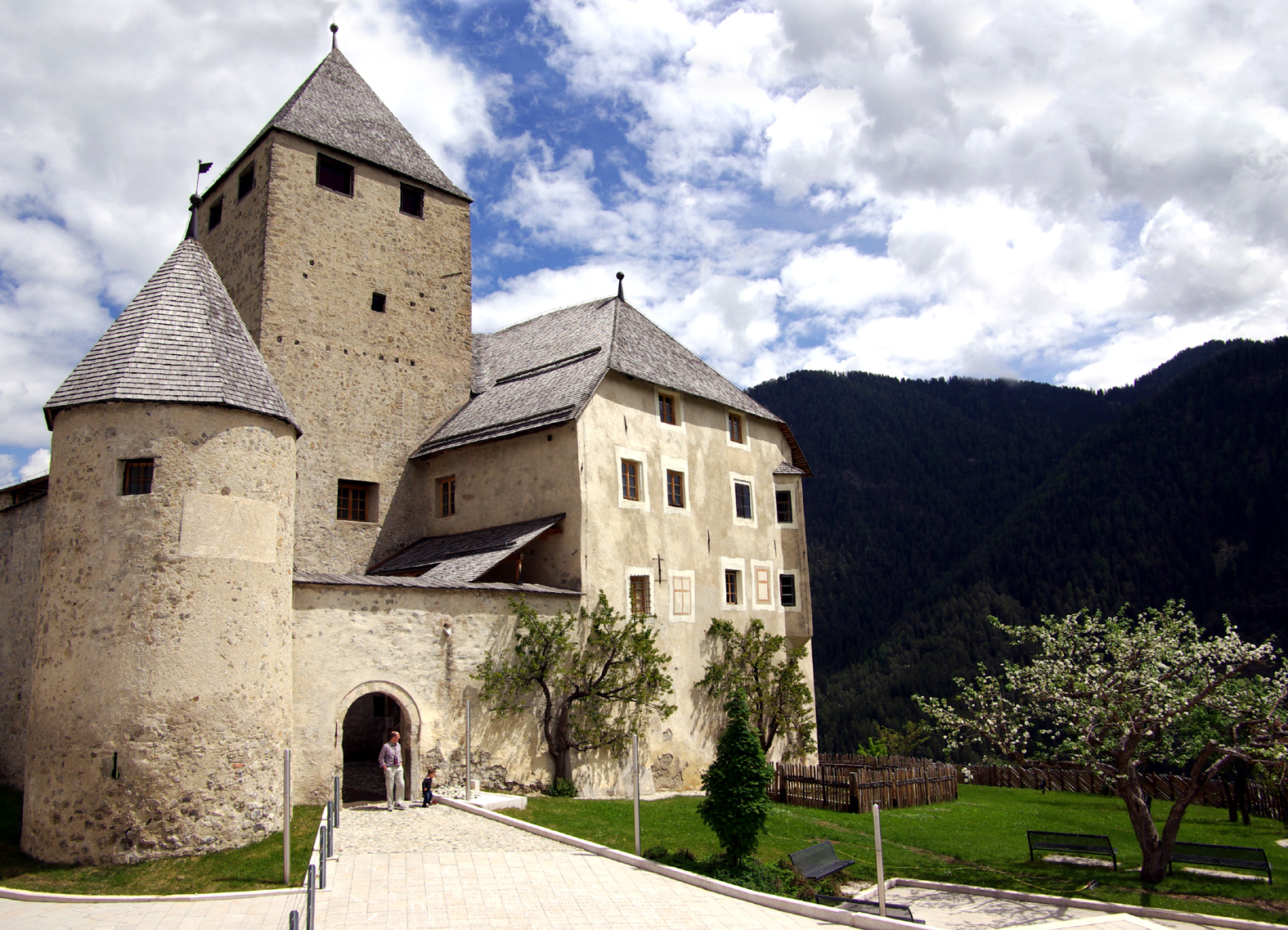 museum_ladin_ciastel_de_tor_c_museum_ladin_2010.jpg